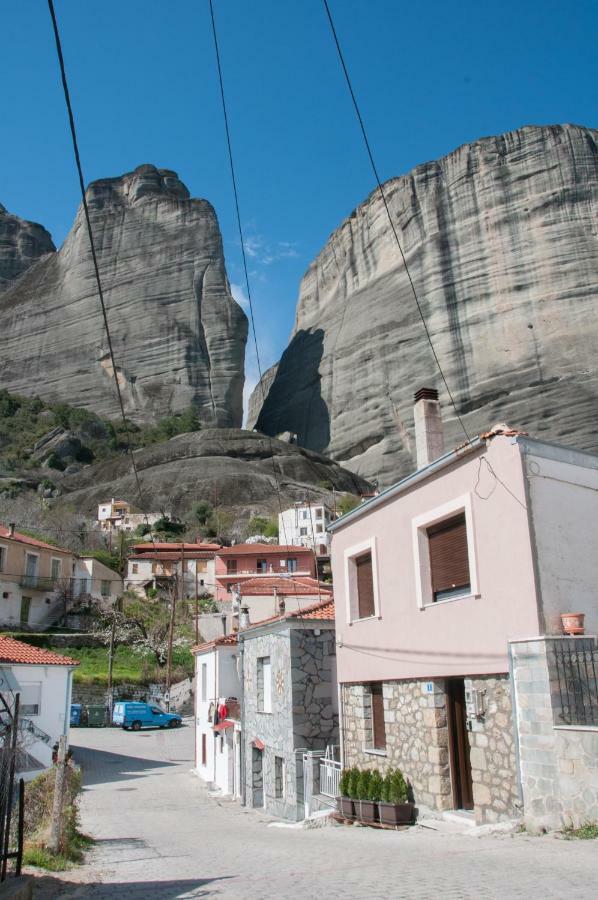 Historic Luxury House In The Heart Of Meteora Villa Kalampáka Ngoại thất bức ảnh